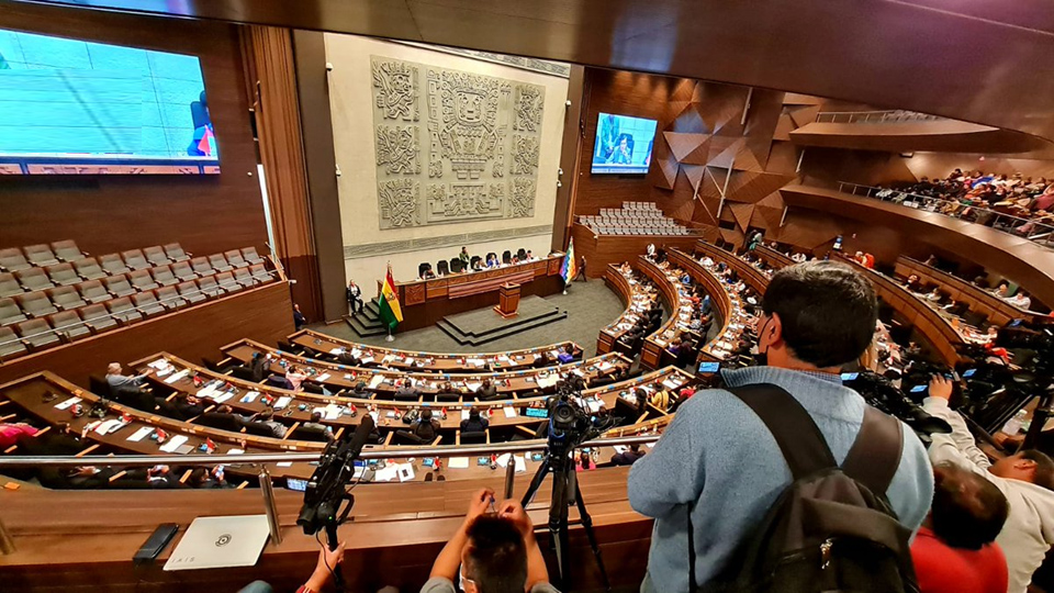 Legisladores electos inician transición en la Asamblea,...
