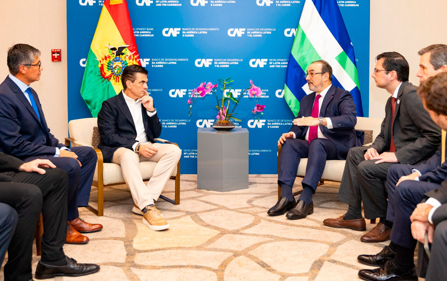 Dólares para Bolivia: CAF compromete $us3.100 millones...