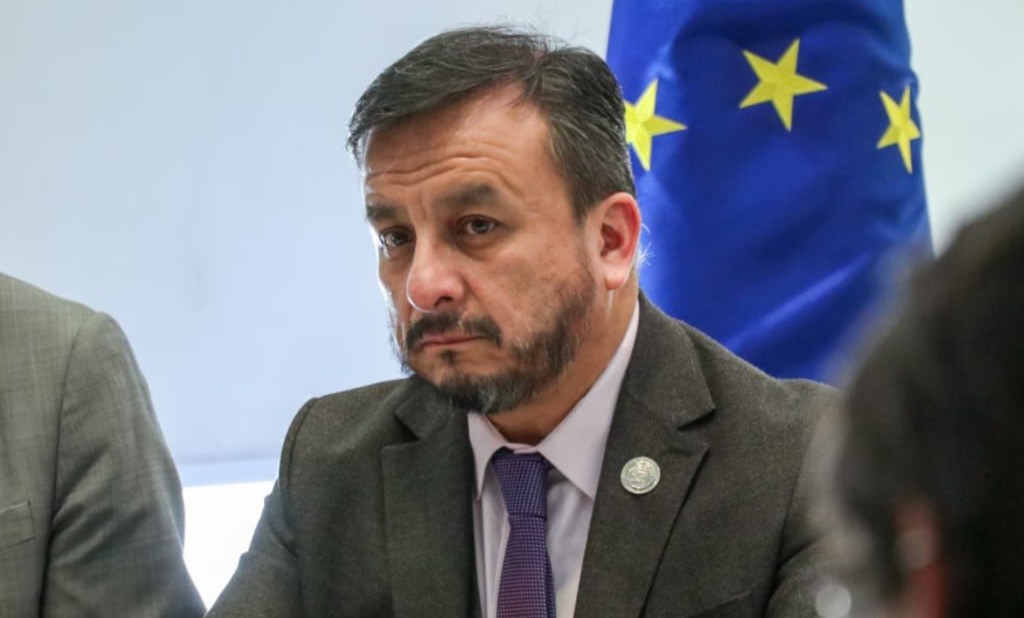 Lara anuncia interpelación a Medinaceli pero el presidente del Senado advierte que no tendría efecto sin una nueva ley