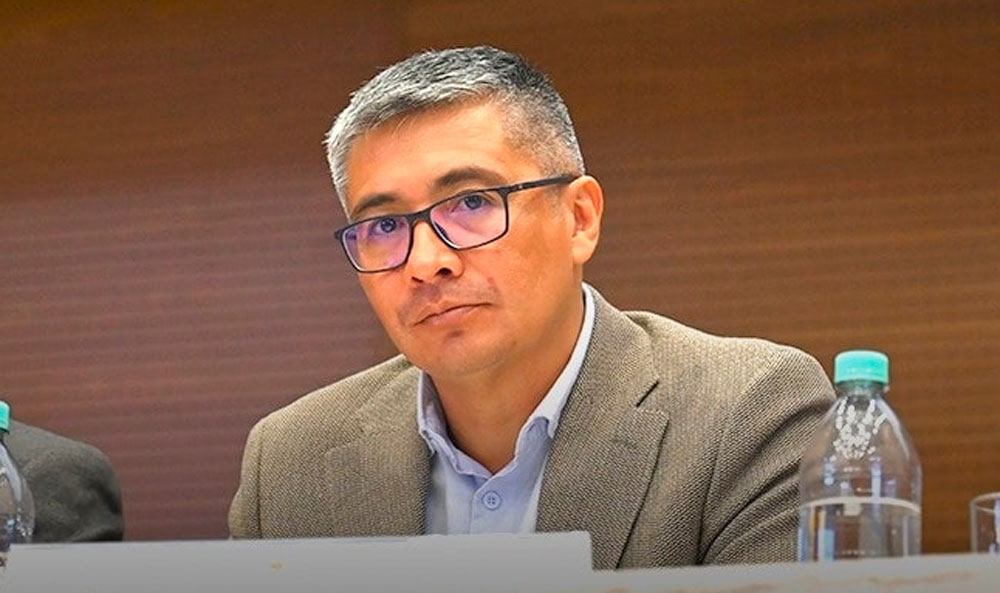 Lara convoca a interpelación contra el ministro de Economía para este viernes