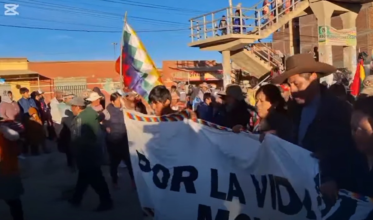 La marcha evista llega a El Alto y analiza convocar al bloqueo nacional de caminos